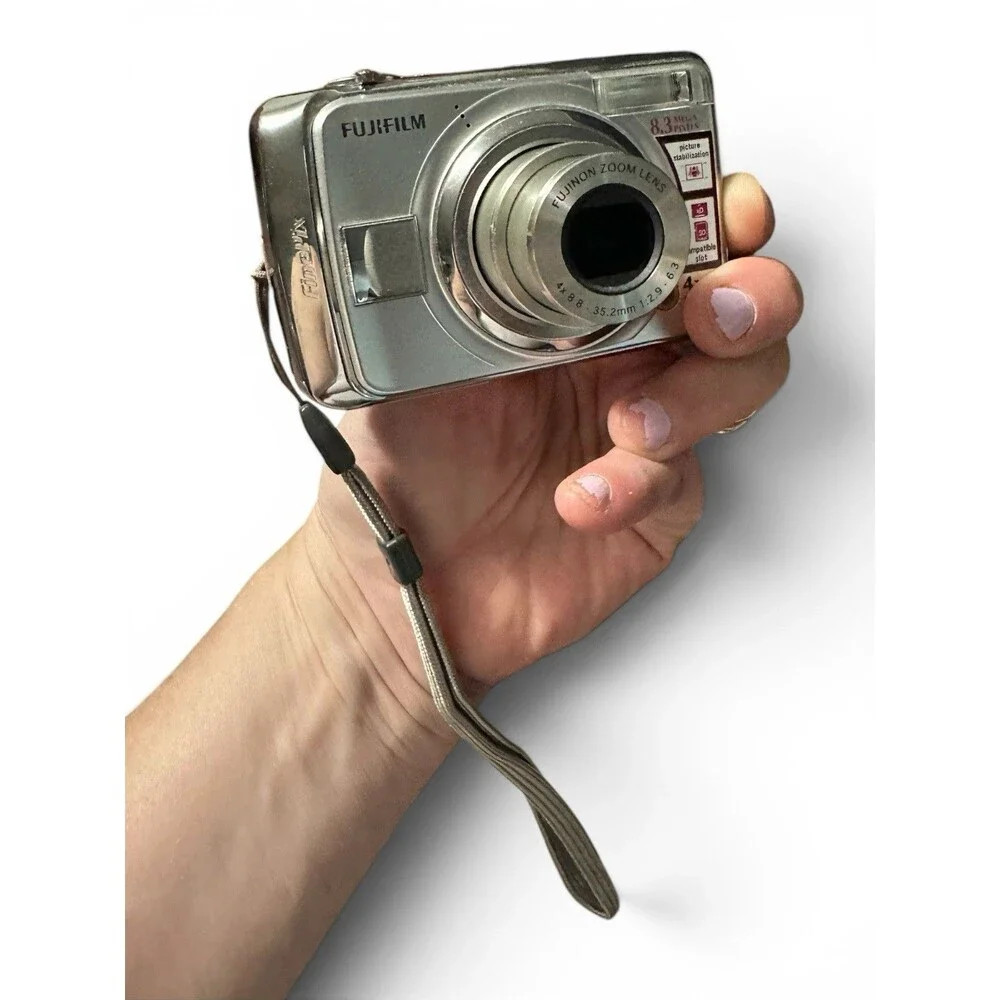 Vintage Y2K Fujifilm FinePix A820 8.3 Megapixel Camera Tested & Works